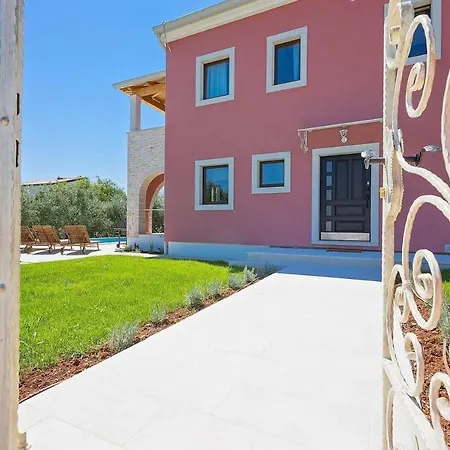 Rea Holiday home